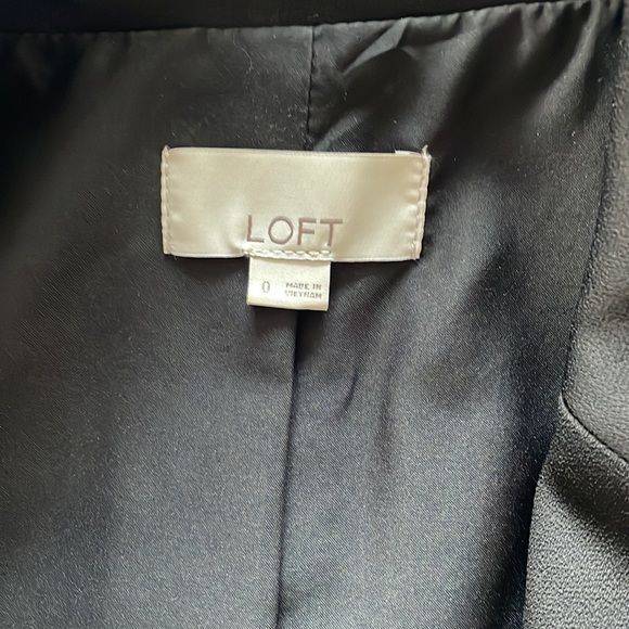 NWOT LOFT Tuxedo Style Blazer - Size 0 - Picture 5 of 6